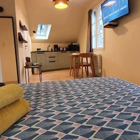 Appartement Studio Prieure カンペール エクステリア 写真