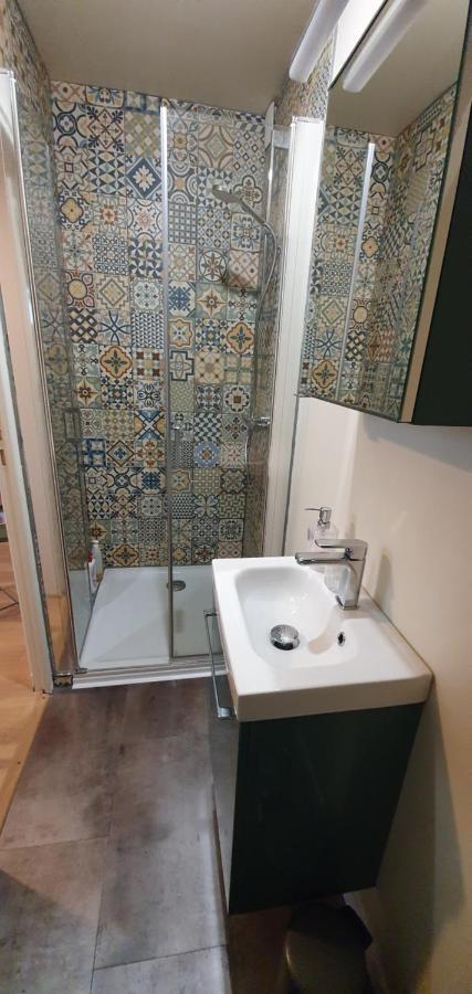 Appartement Studio Prieure カンペール エクステリア 写真