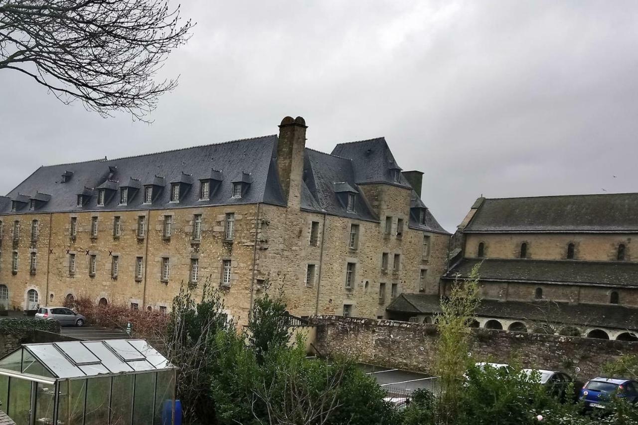 Appartement Studio Prieure カンペール エクステリア 写真